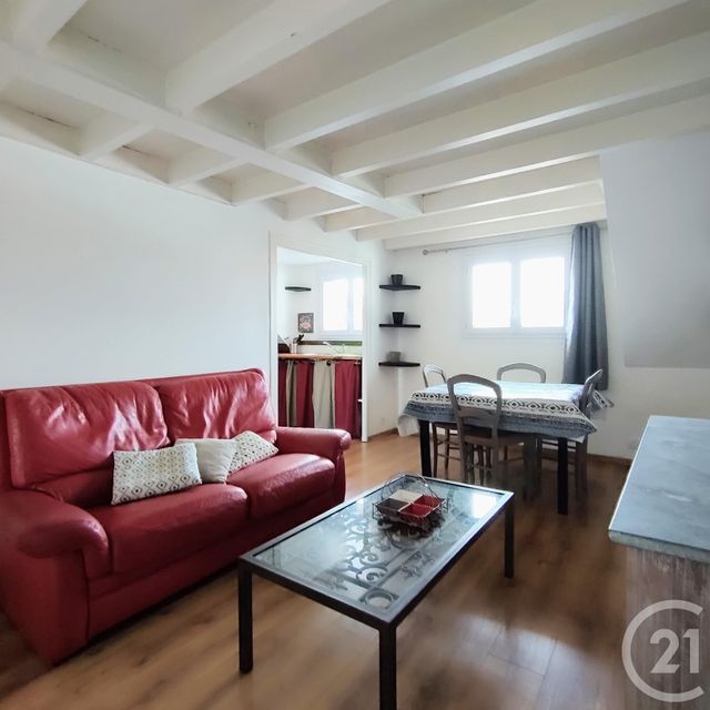 Appartement F1 bis à louer - 2 pièces - 27.1 m2 - AURAY - 56 - BRETAGNE - Century 21 Le Roch Immobilier